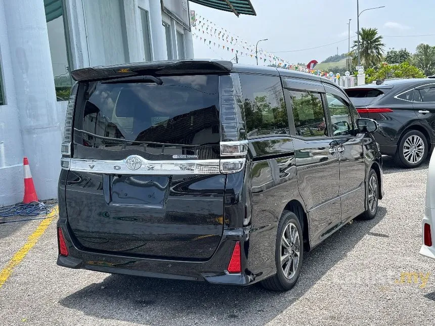 2021 Toyota Voxy ZS Kirameki III Edition MPV