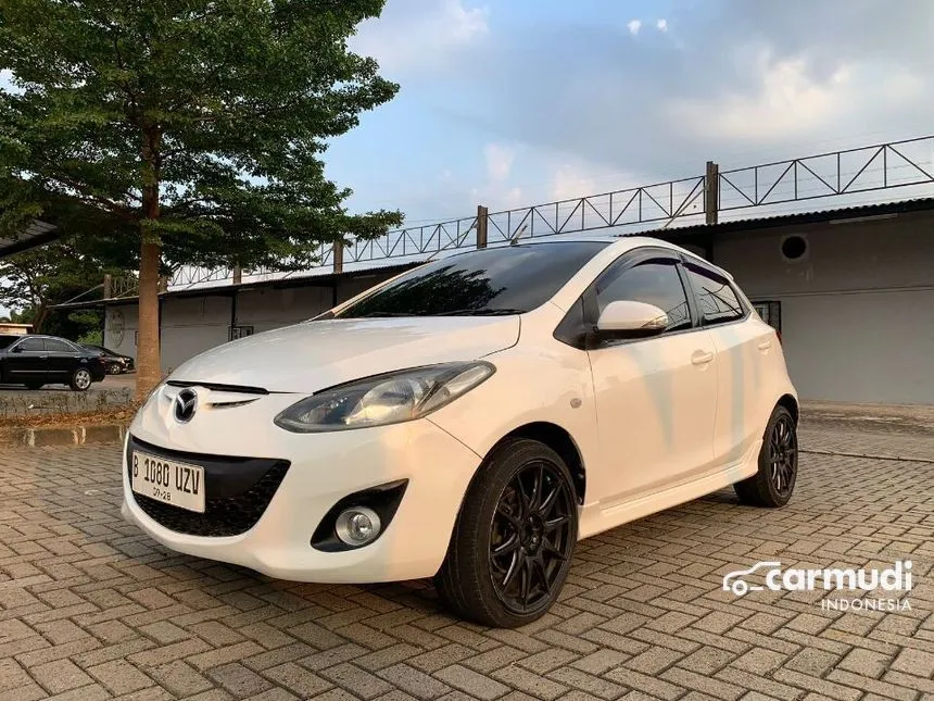 2013 Mazda 2 S Hatchback