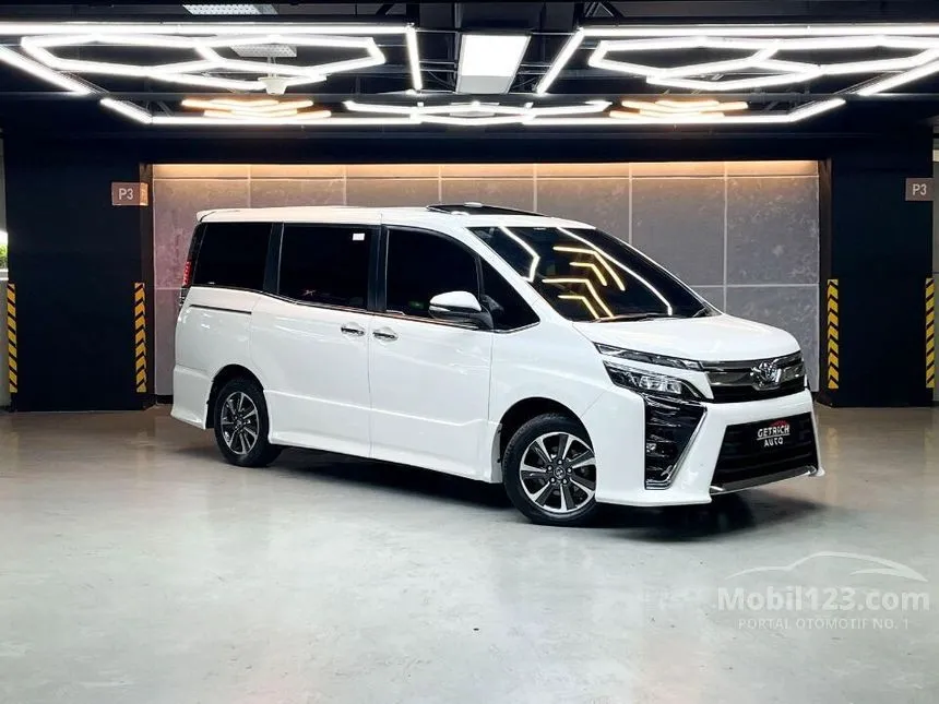 Jual Mobil Toyota Voxy 2018 2.0 di DKI Jakarta Automatic Wagon Putih Rp 345.000.000