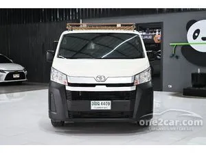 2021 Toyota HIACE 2.8 Eco Van