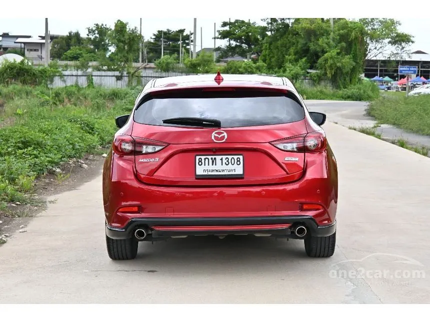 2019 Mazda 3 S Sports Hatchback