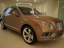 2017 Bentley Bentayga 6.0 SUV (A)
