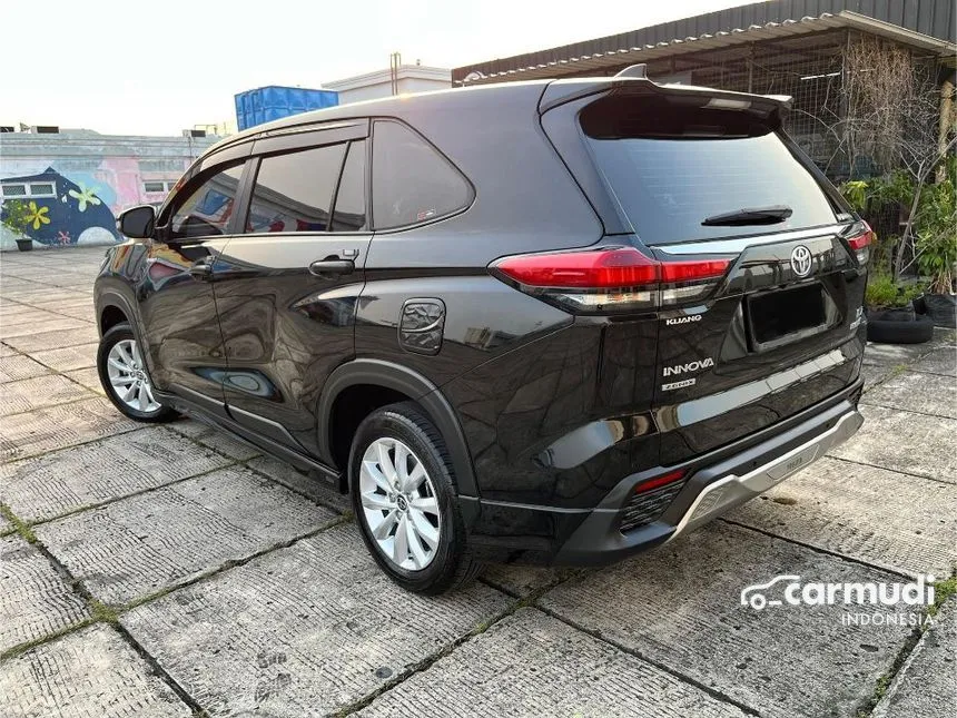 2023 Toyota Kijang Innova Zenix V HV Modellista (Premium Color) MPV