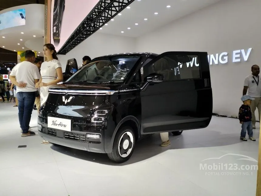 Jual Mobil Wuling Air EV 2025 Lite Long Range di DKI Jakarta Automatic Hatchback Hitam Rp 249.500.000