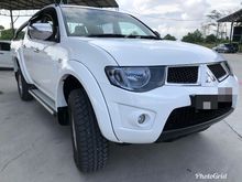 2011 Mitsubishi Triton 2.5 RA Pickup Truck
