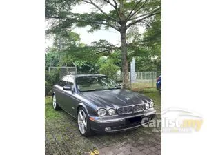 2009 Jaguar XJ8 3.5 Luxury LWB Sedan