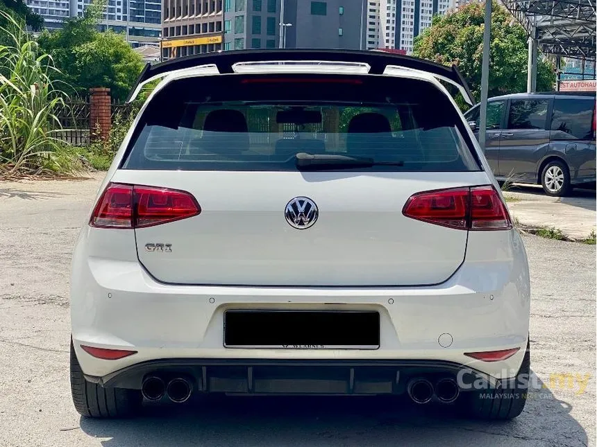 2014 Volkswagen Golf GTI Hatchback