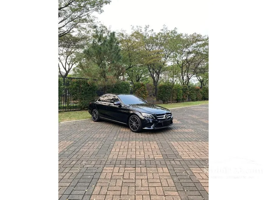 2019 Mercedes-Benz C200 EQ Boost Avantgarde Line Sedan