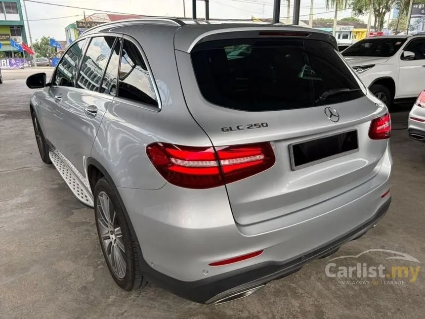 2017 Mercedes-Benz GLC250 4MATIC AMG Line Coupe