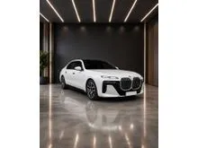 2024 BMW 735i 3.0 M Sport Sedan
