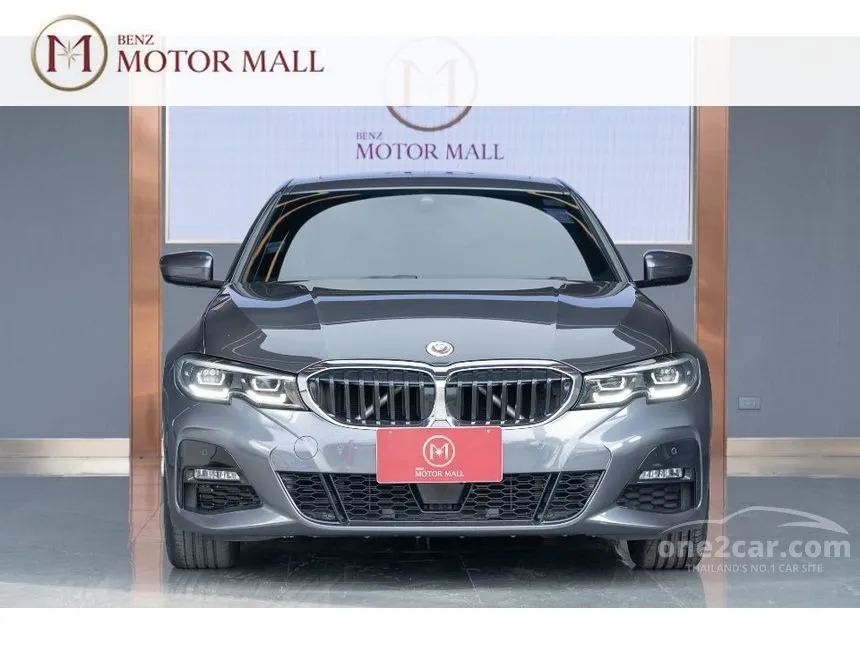 2022 BMW 330e M Sport Sedan