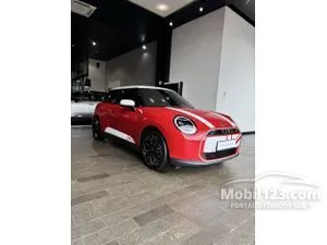 2025 MINI Cooper Cooper SE Hatchback