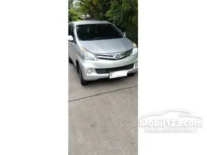 2013 Daihatsu Xenia 1.0 M Deluxe Airbag MPV