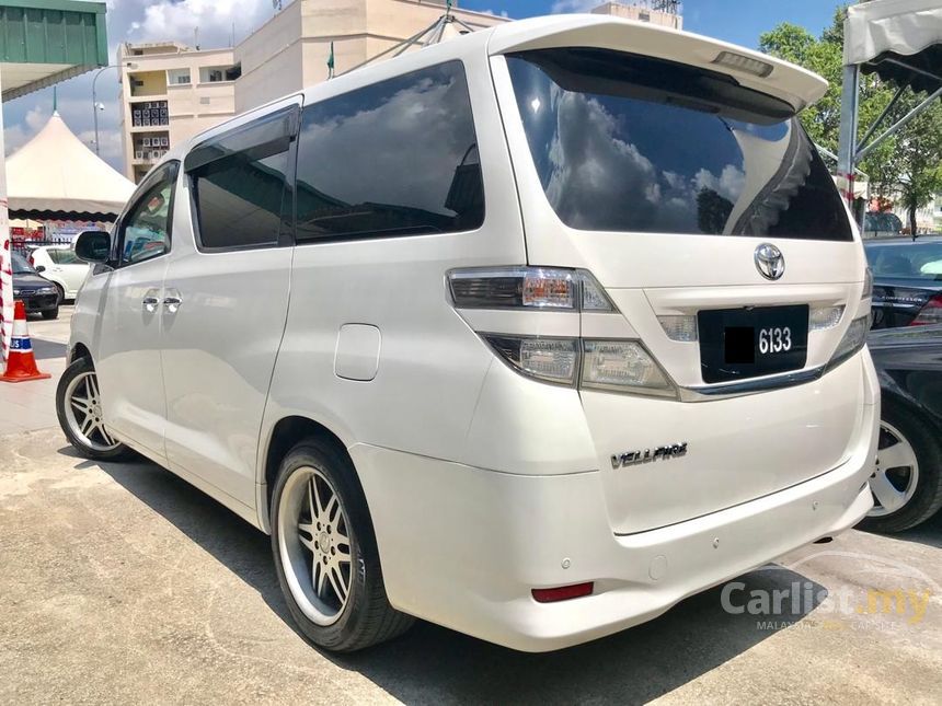 Toyota vellfire 2010