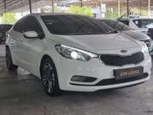 2015 Kia Cerato 2.0 Sedan // GREAT DEAL // BIG OLD GERAN * KEYLESS ENTRY * PADDLE SHIFT * SUNROOF * AUTO CRUISE CONTROL * R/CAMERA *