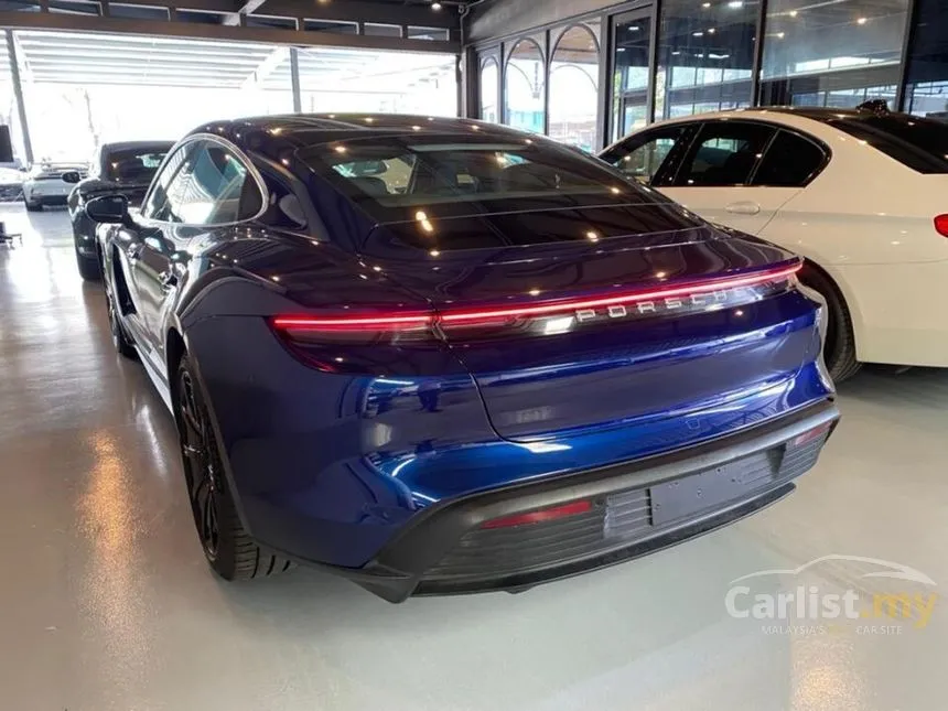 2020 Porsche Taycan 4S Sedan