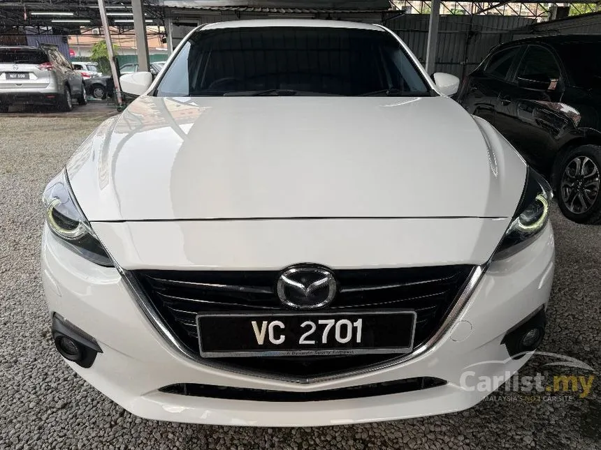 2015 Mazda 3 SKYACTIV-G Hatchback