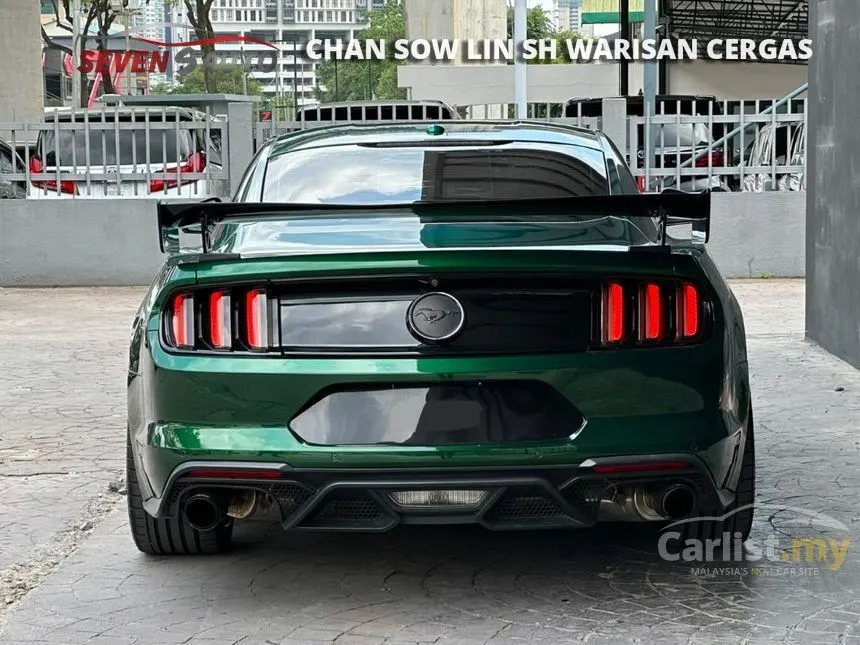 2018 Ford MUSTANG EcoBoost Coupe