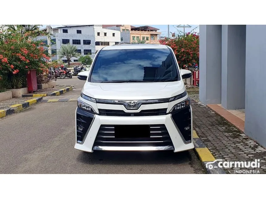 2019 Toyota Voxy MPV