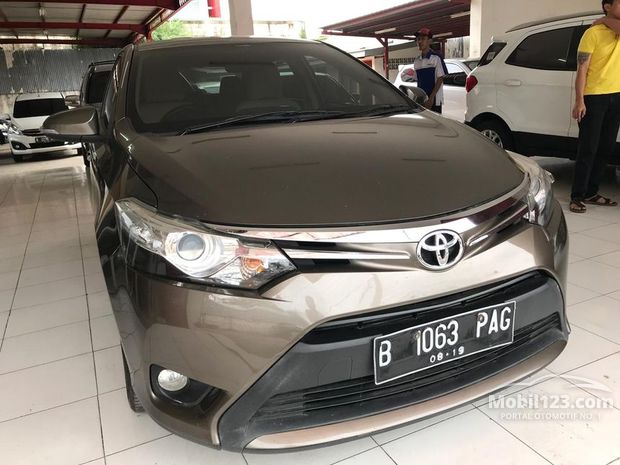 Toyota Vios  Mobil  bekas  dijual  di Bekasi  Jawa barat 