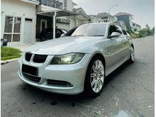 2006 BMW 320i 2.0 E90 Sedan Silver on Black Original Paint Pertamax Turbo All Good Condition Full Original