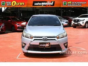 2015 Toyota YARIS 1.2 E Hatchback