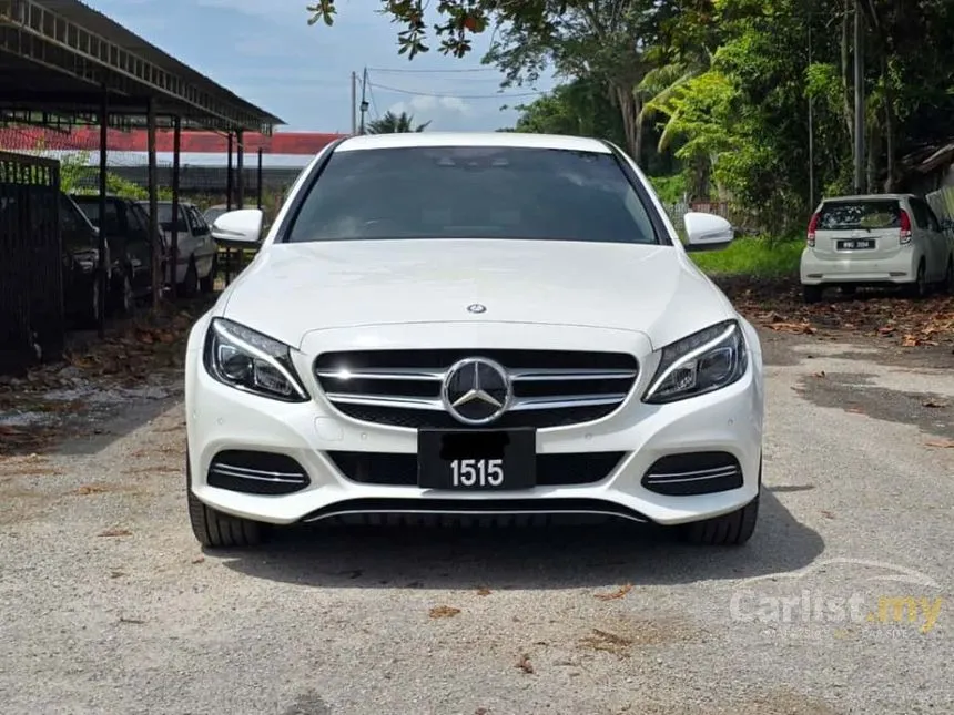 2015 Mercedes-Benz C180 Avantgarde Sedan
