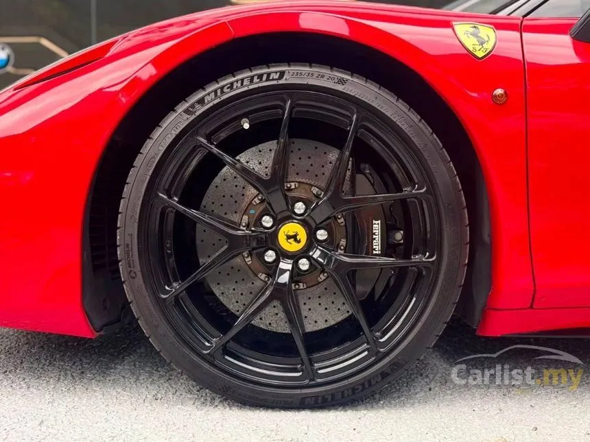 2012 Ferrari 458 Italia Coupe