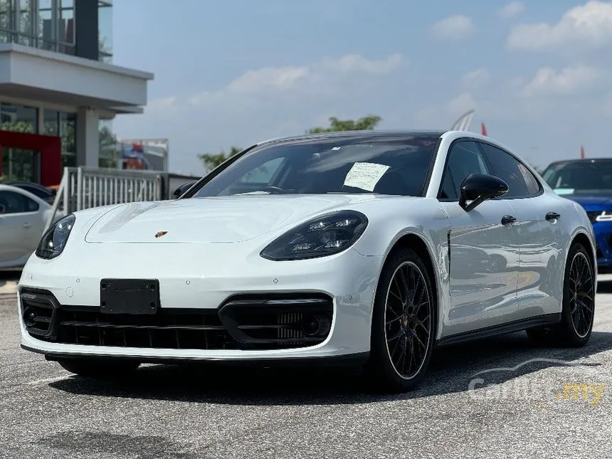 2022 Porsche Panamera Hatchback