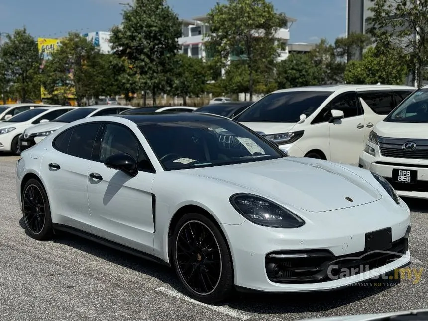 2022 Porsche Panamera Hatchback