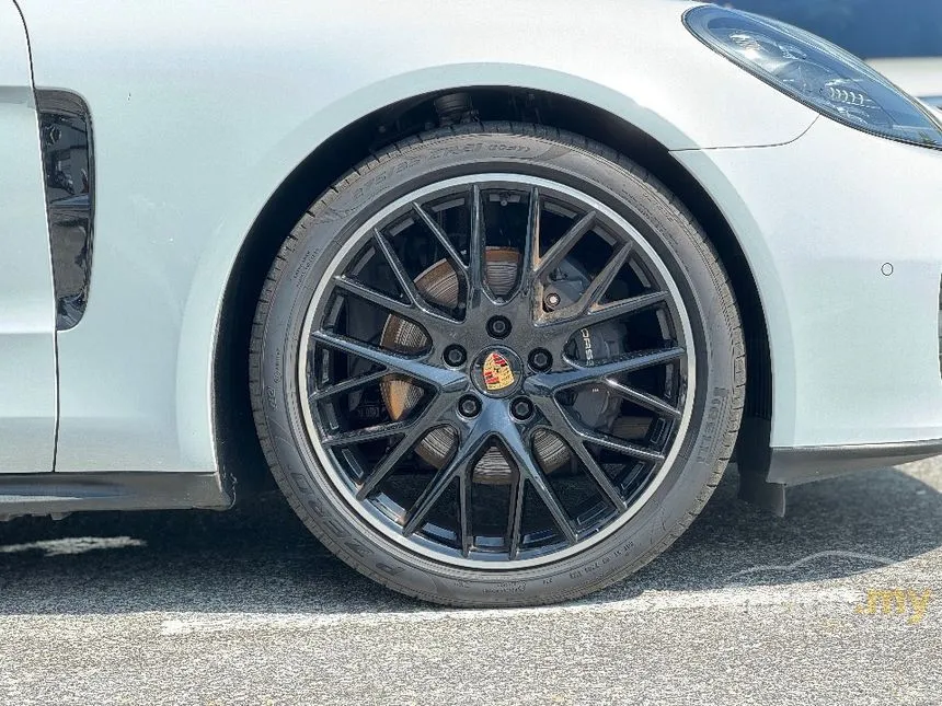 2022 Porsche Panamera Hatchback