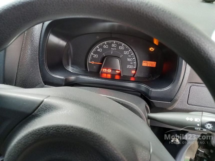 2020 Daihatsu Ayla D Hatchback