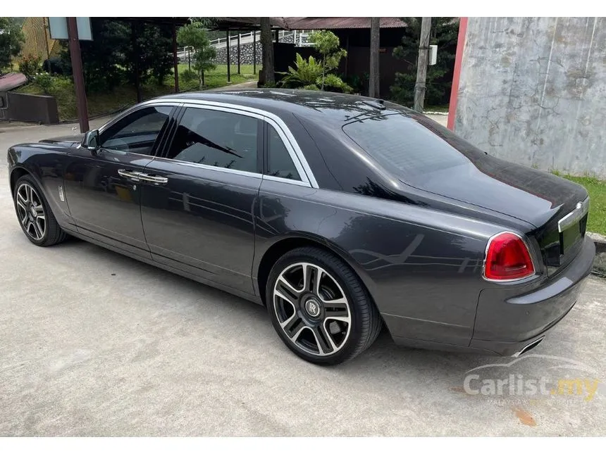 2017 Rolls-Royce Ghost II Extended Wheelbase Sedan
