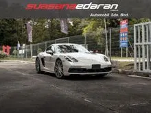 2022 Porsche 718 2.0 Cayman Coupe Crayon Grey Carbon Steering Red Interior
