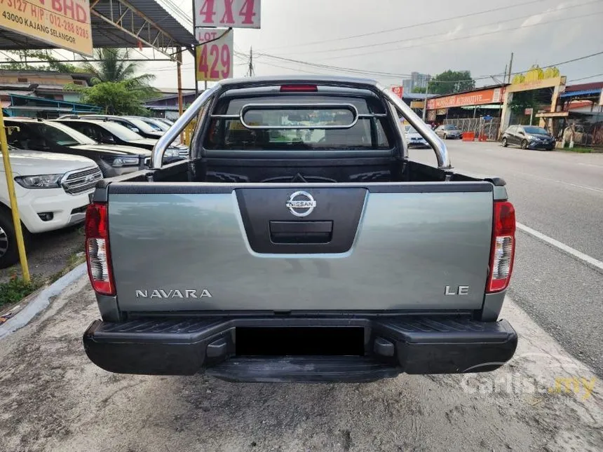 2012 Nissan Navara Dual Cab Pickup