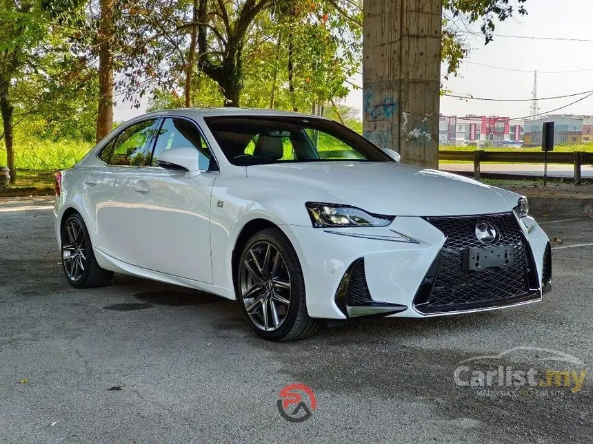 Recon 2018 Lexus IS300 2.0 F Sport Sedan - Carlist.my