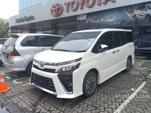 Beli dari rumah aja Toyota Voxy 2,0 Base Spec Wagon