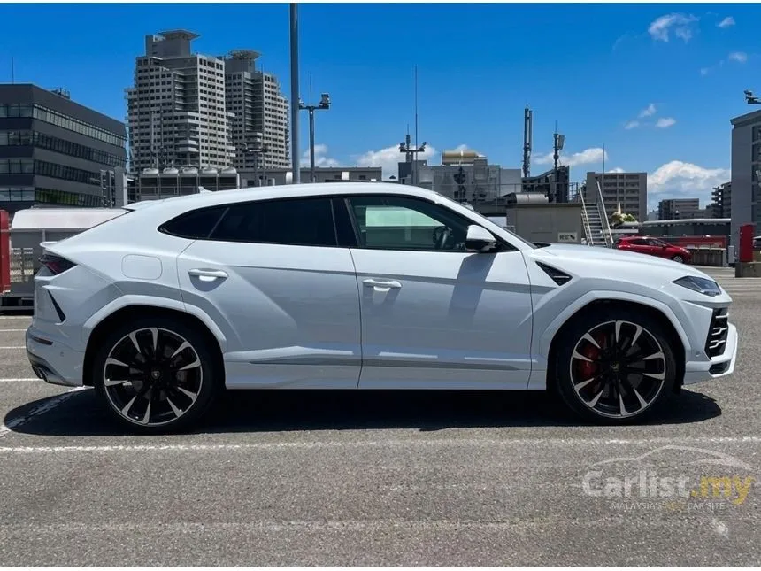 2022 Lamborghini Urus SUV