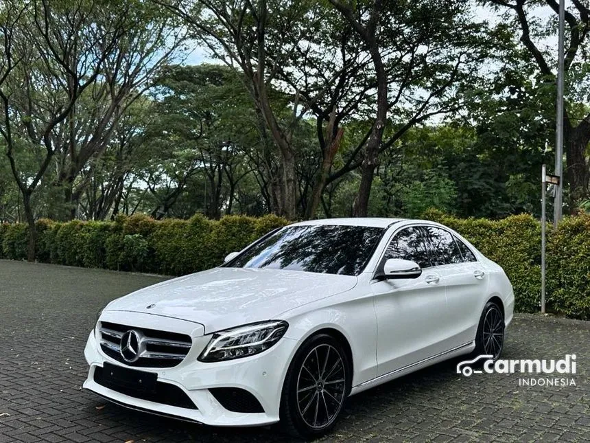 2019 Mercedes-Benz C200 EQ Boost Avantgarde Line Sedan