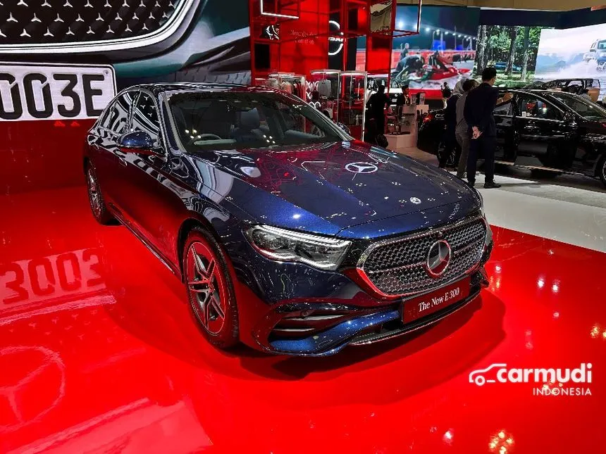 2025 Mercedes-Benz E300 AMG Line Sedan