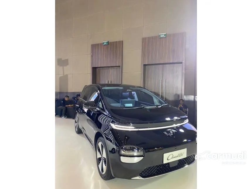 2024 Wuling Cloud EV EV Hatchback