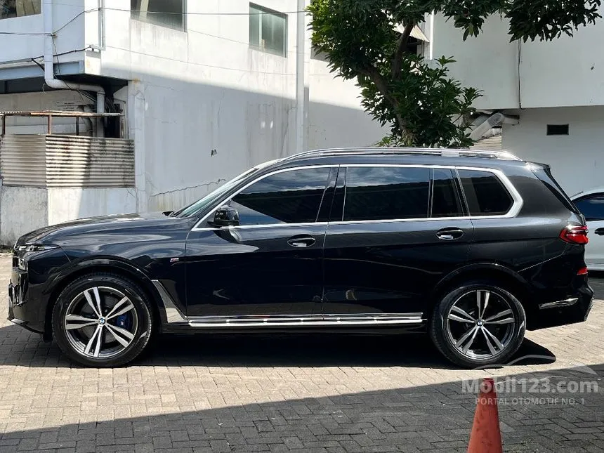 2023 BMW X7 xDrive40i M Sport SUV