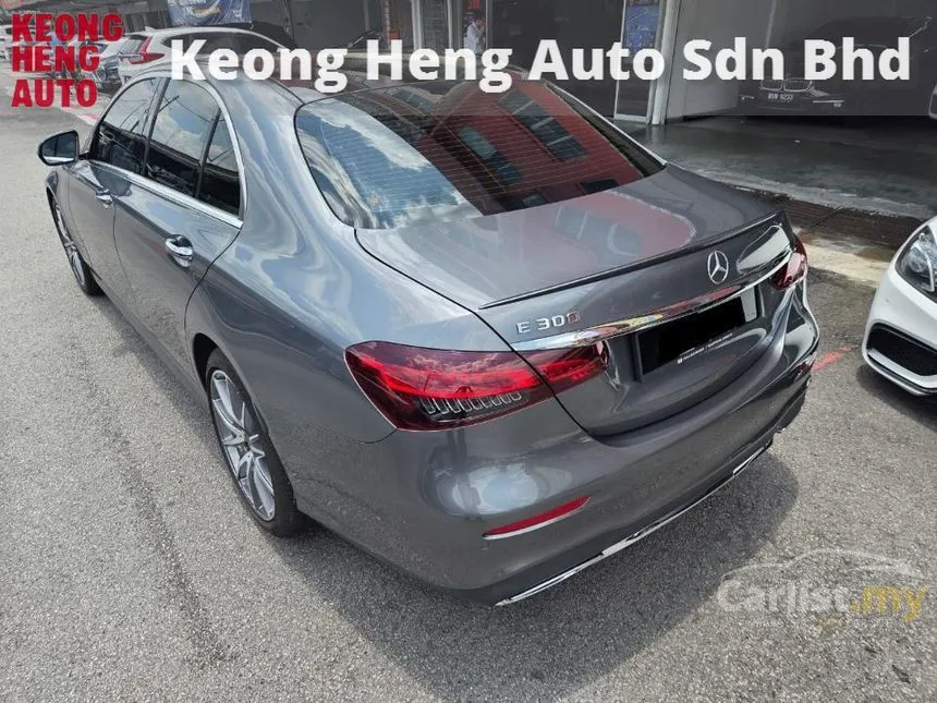 2022 Mercedes-Benz E300 AMG Line Sedan