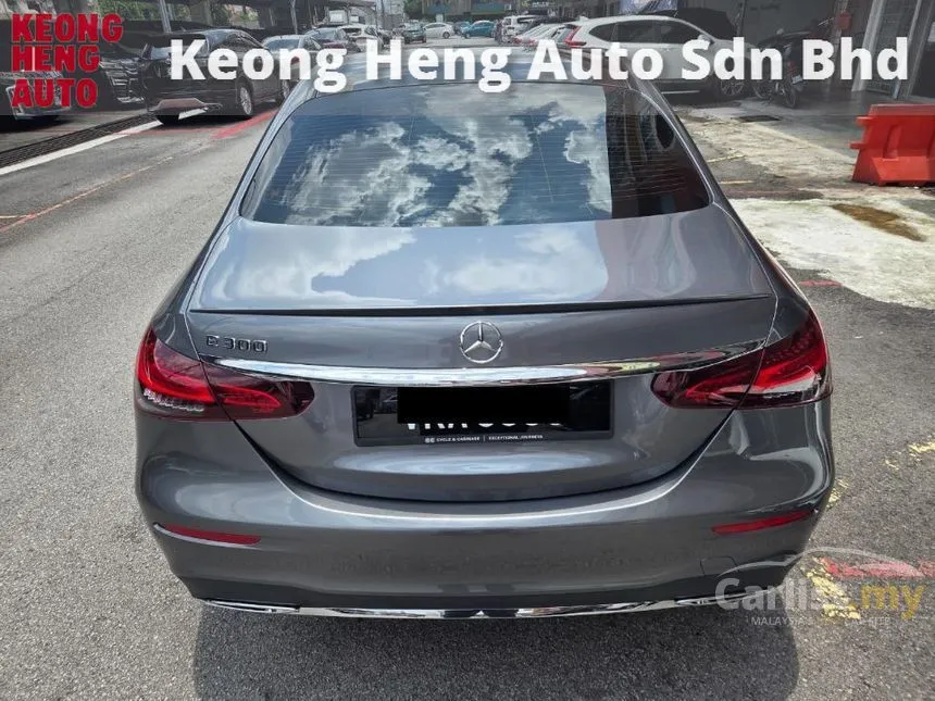 2022 Mercedes-Benz E300 AMG Line Sedan