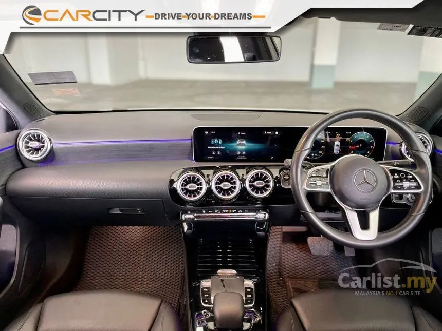 2018 Mercedes-Benz A200 Progressive Line Hatchback