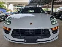 2021 Porsche Macan 2.9 v6 Turbo Fully Loaded SUV
