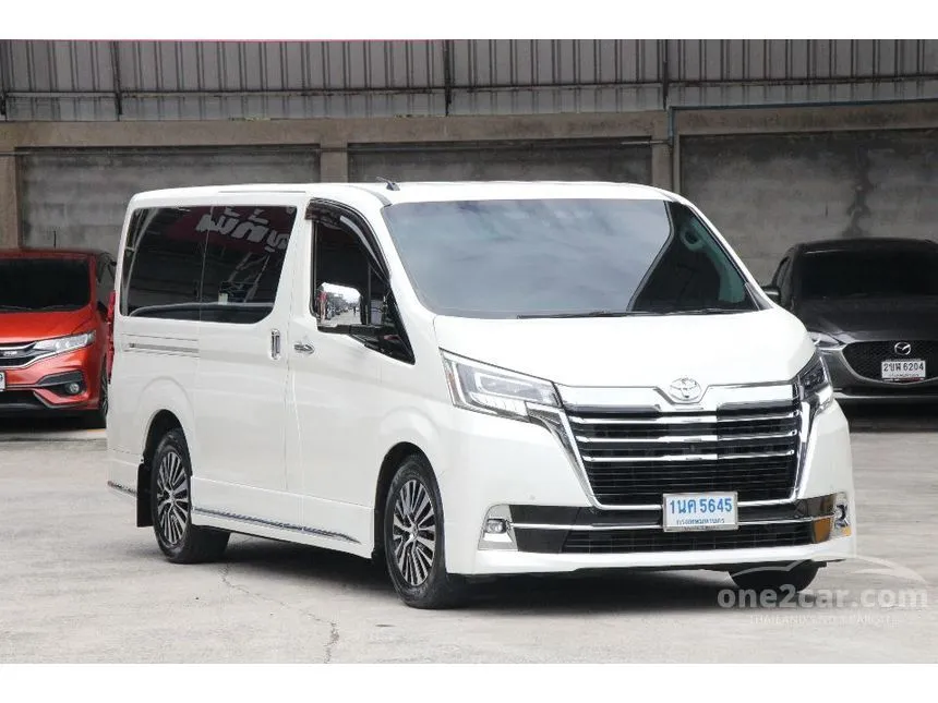 2021 Toyota Majesty Premium Van