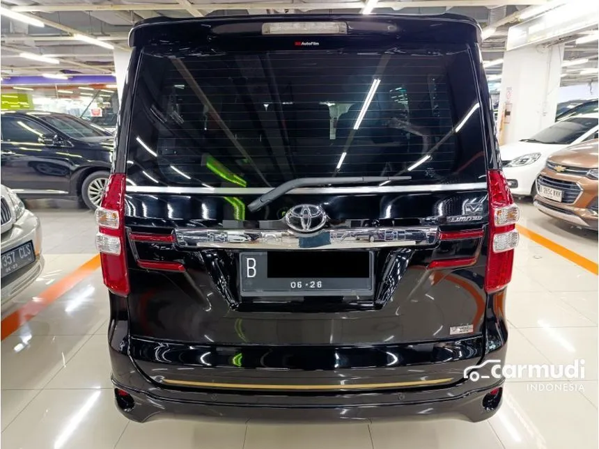 2016 Toyota NAV1 V Limited MPV