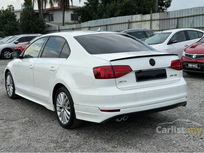 2016 Volkswagen Jetta TSI Highline Sedan