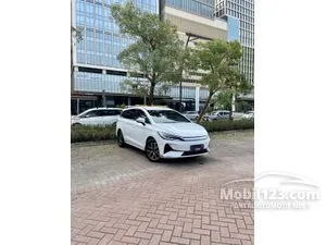 2025 BYD M6 Standard 7 Seater MPV